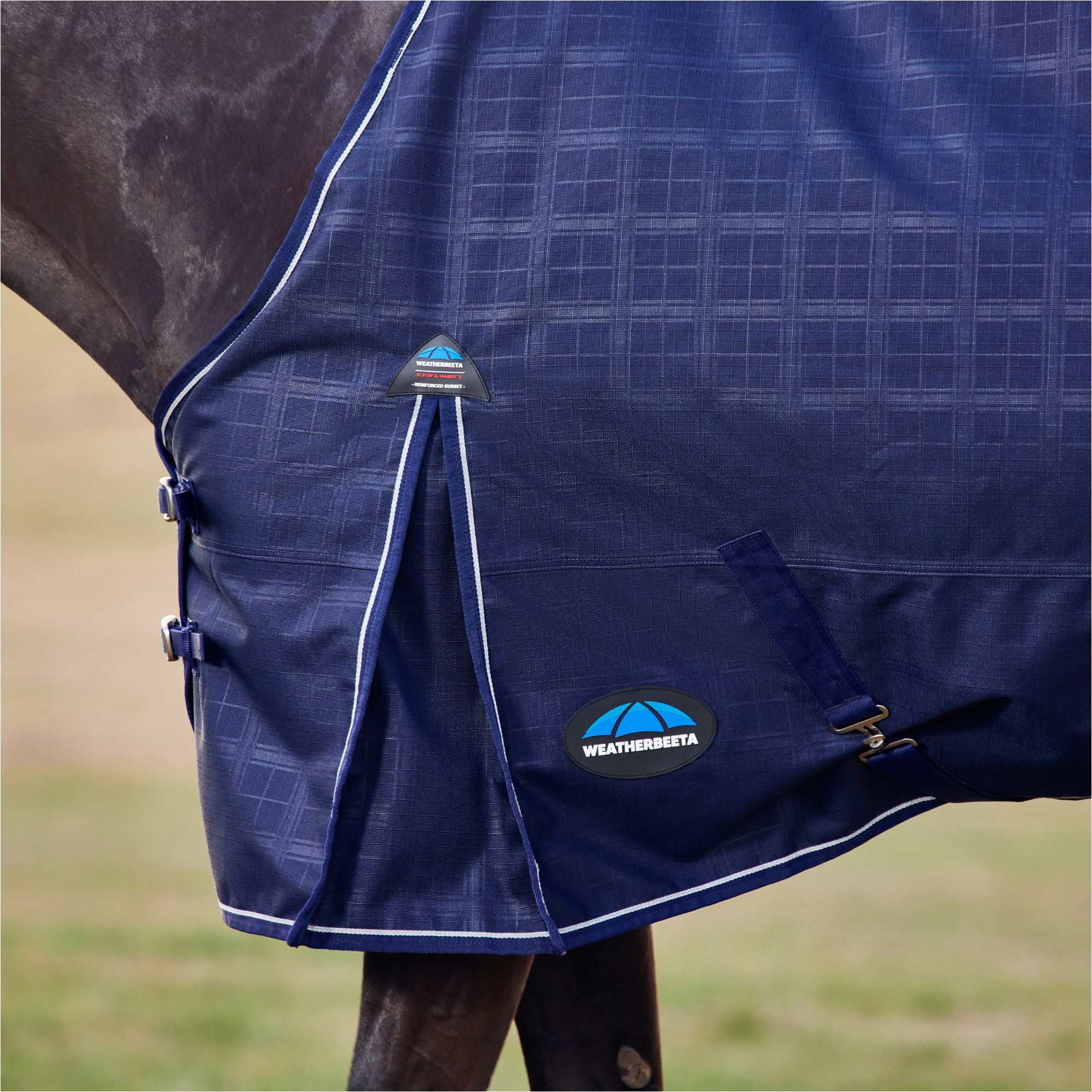 2025 Weatherbeeta Comfitec Prelim Salida 220G 1029032 - Navy Embossed Plaid